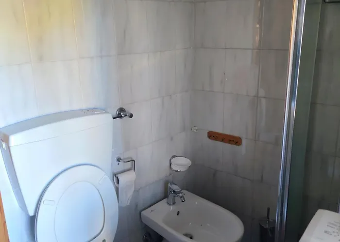 Semesterbostad Pelati *